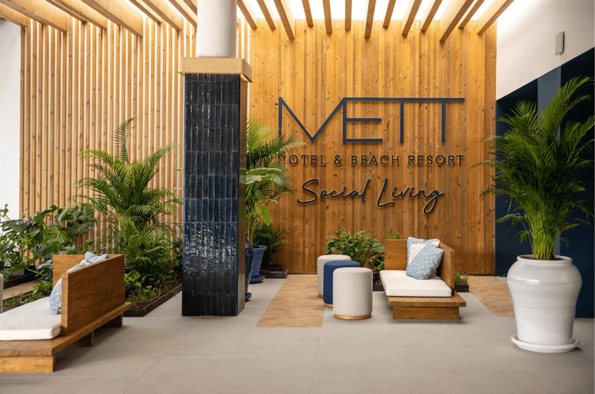 Mett Social Living Main